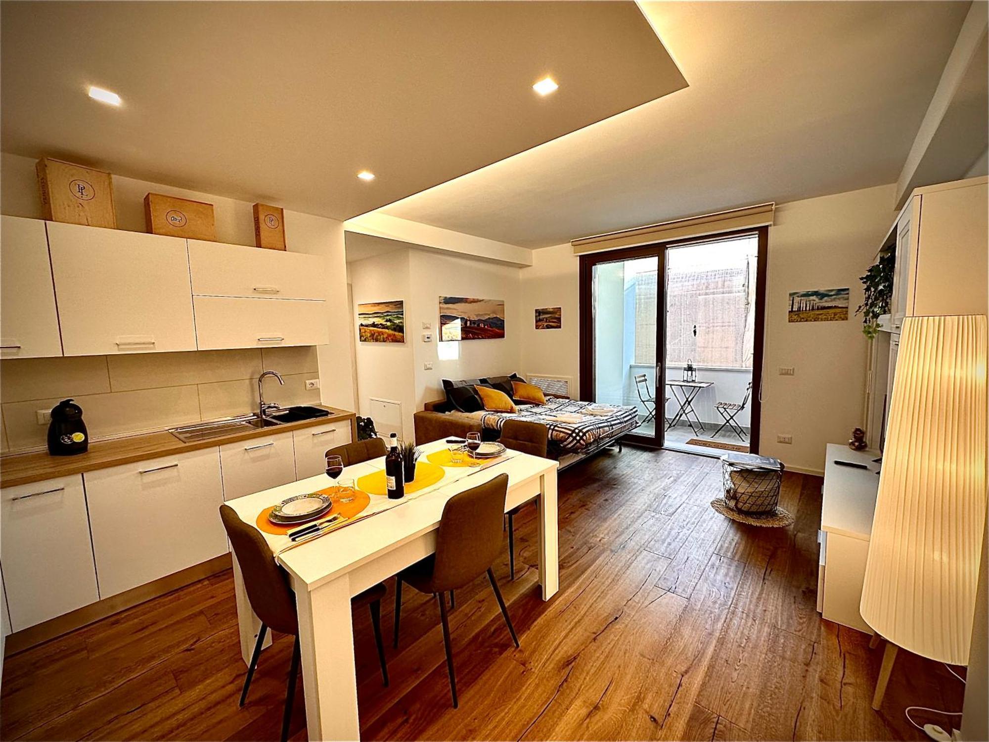 In The Heart Of Siena, 7 Minutes From Piazza Del Campo Apartment Ngoại thất bức ảnh